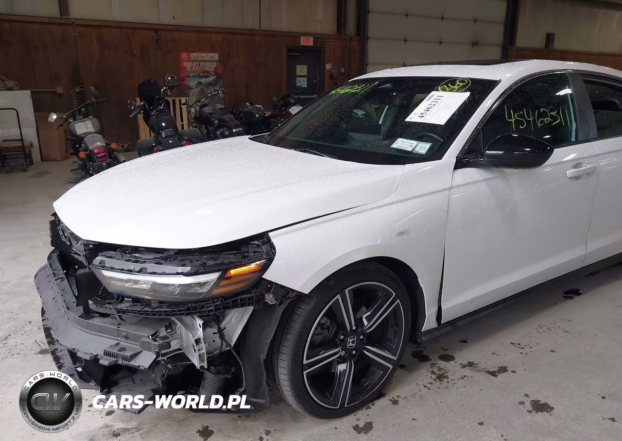 2023 Honda Accord Hybrid Sport VIN:1HGCY2F55PA049446 - 17