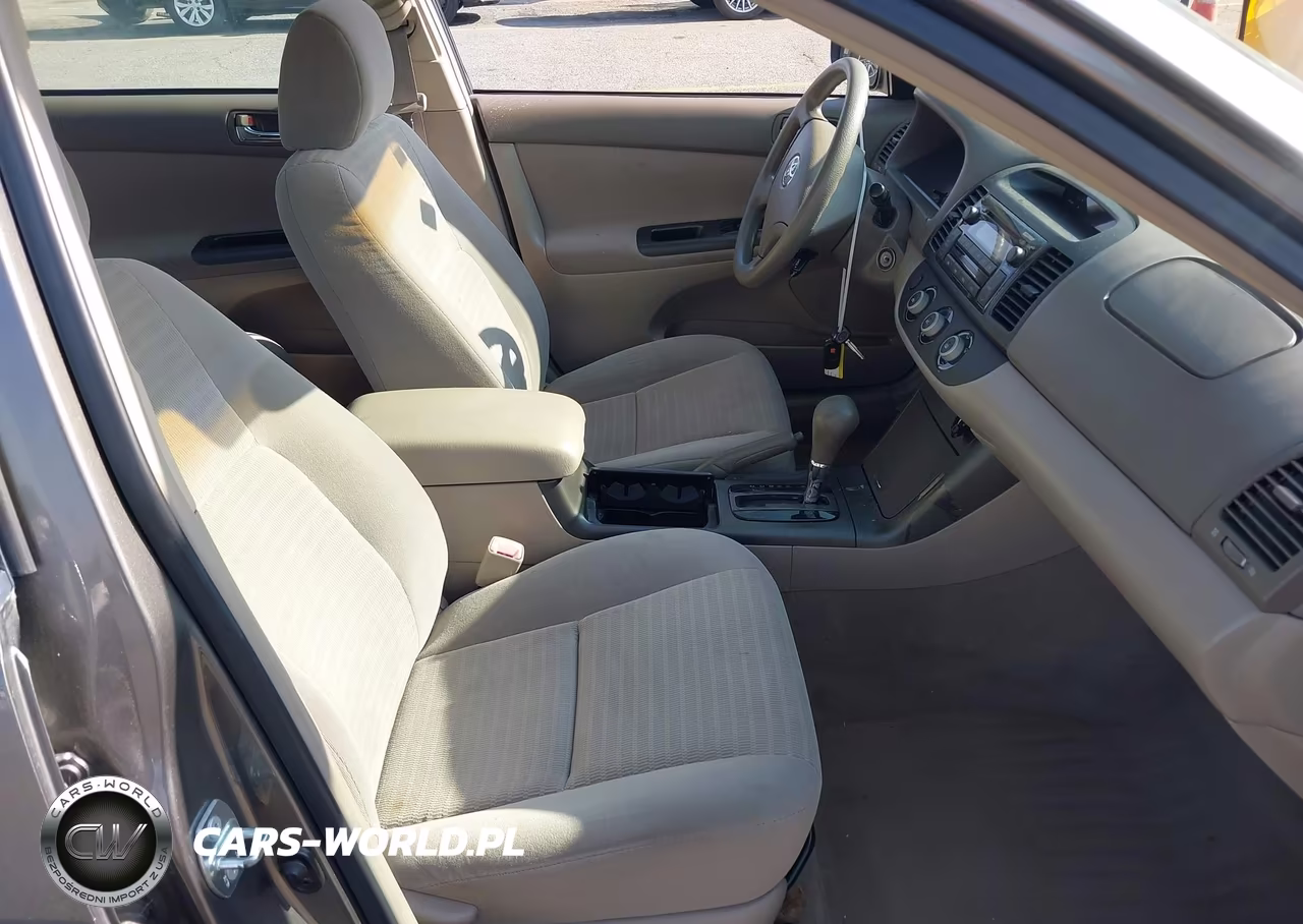 2005 Toyota Camry Le VIN:4T1BE32K05U527333 - 5