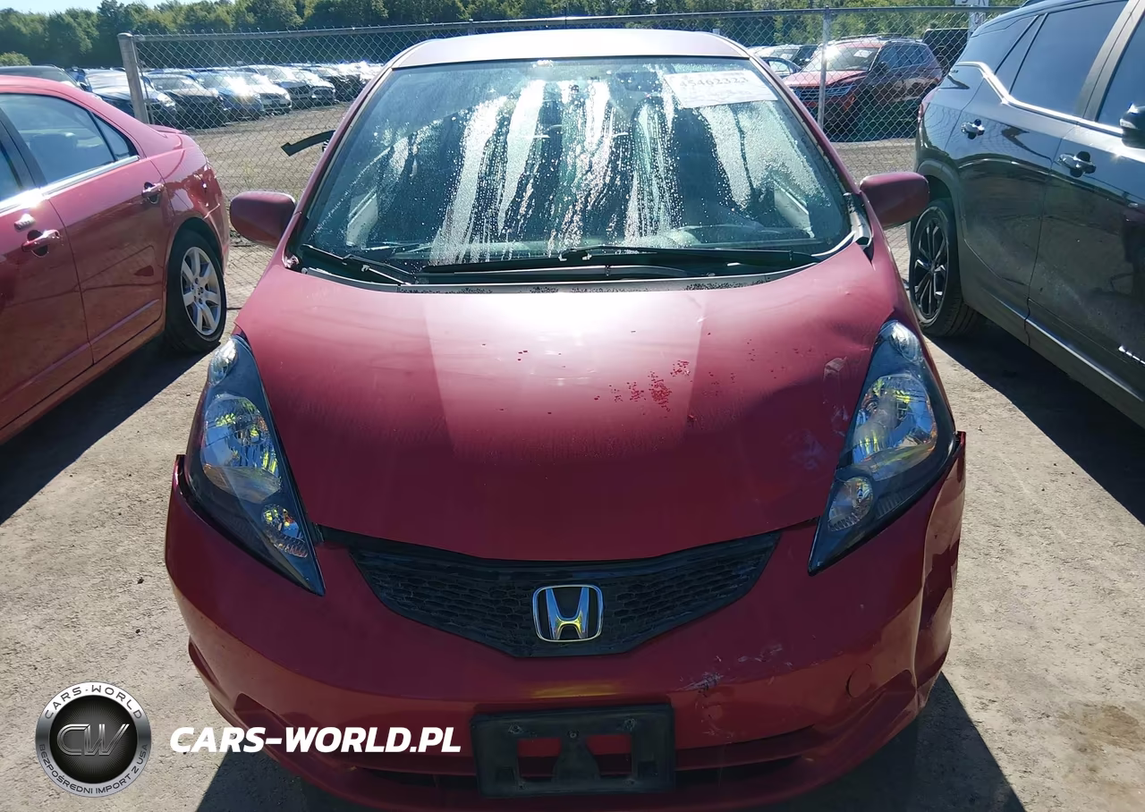 2013 Honda Fit VIN:JHMGE8H30DC039803 - 12