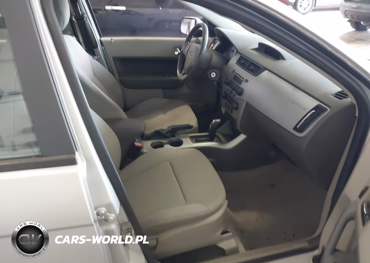 2008 Ford Focus Se-Ses VIN:1FAHP35N58W273860 - 5