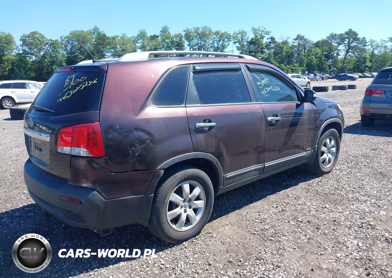 2012 Kia Sorento Lx VIN:5XYKTDA64CG228706 - 4