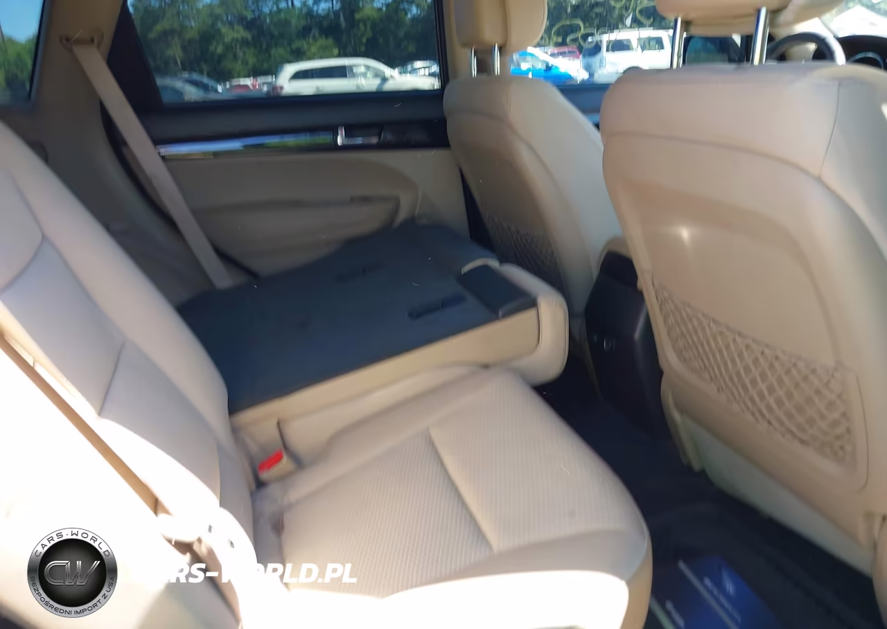 2012 Kia Sorento Lx VIN:5XYKTDA64CG228706 - 8