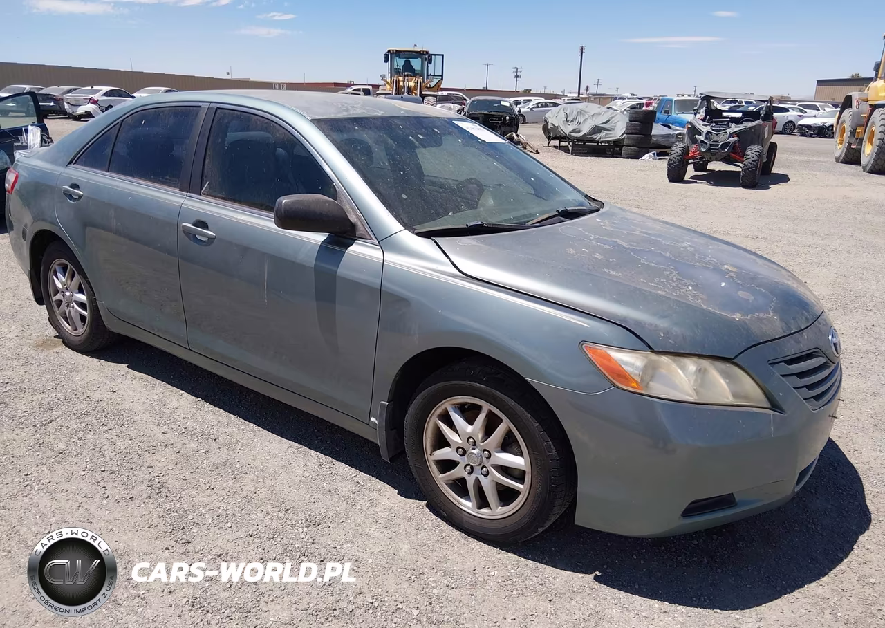 2009 Toyota Camry Le – zdjęcie 1 z 11