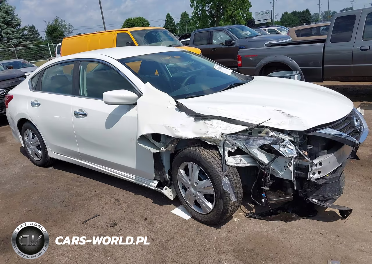 2018 Nissan Altima 2.5 S VIN:1N4AL3AP1JC288867 - 13