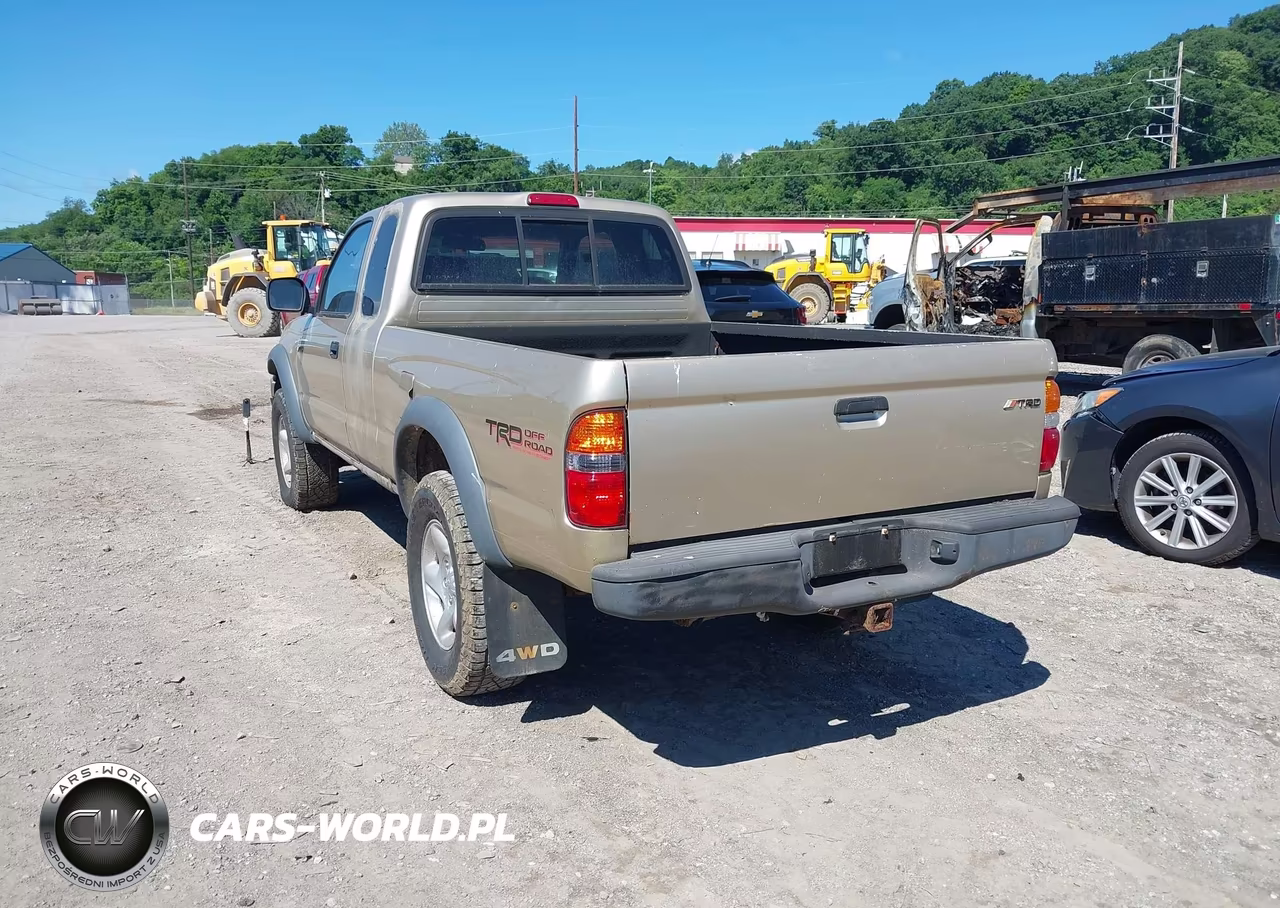 2001 Toyota Tacoma VIN:5TEWM72N51Z767473 - 3