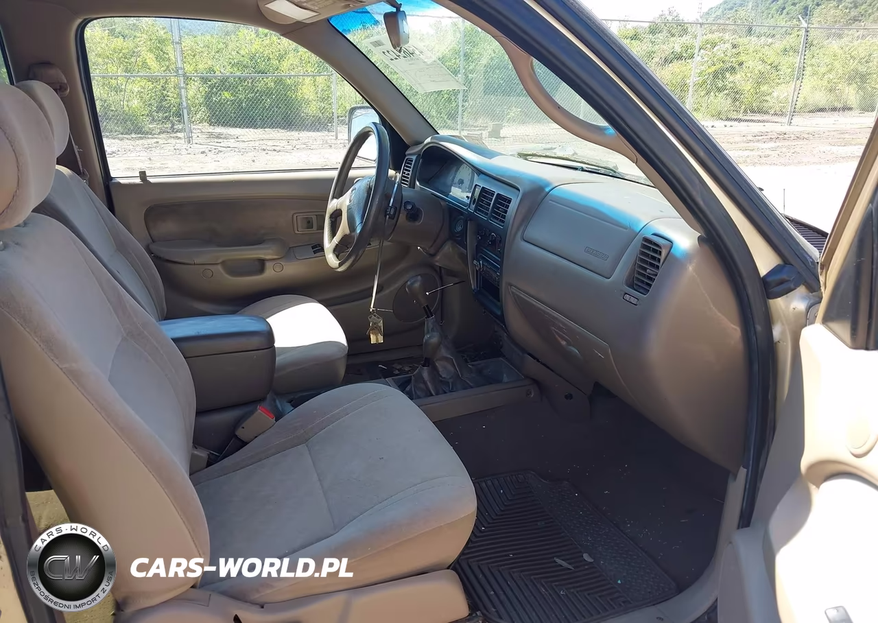 2001 Toyota Tacoma VIN:5TEWM72N51Z767473 - 5