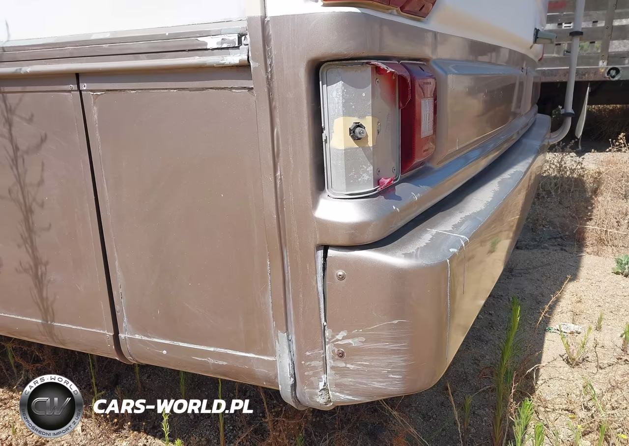 1999 Ford F550 Super Duty Stripped Chass VIN:3FCMF53S6XJA15542 - 13
