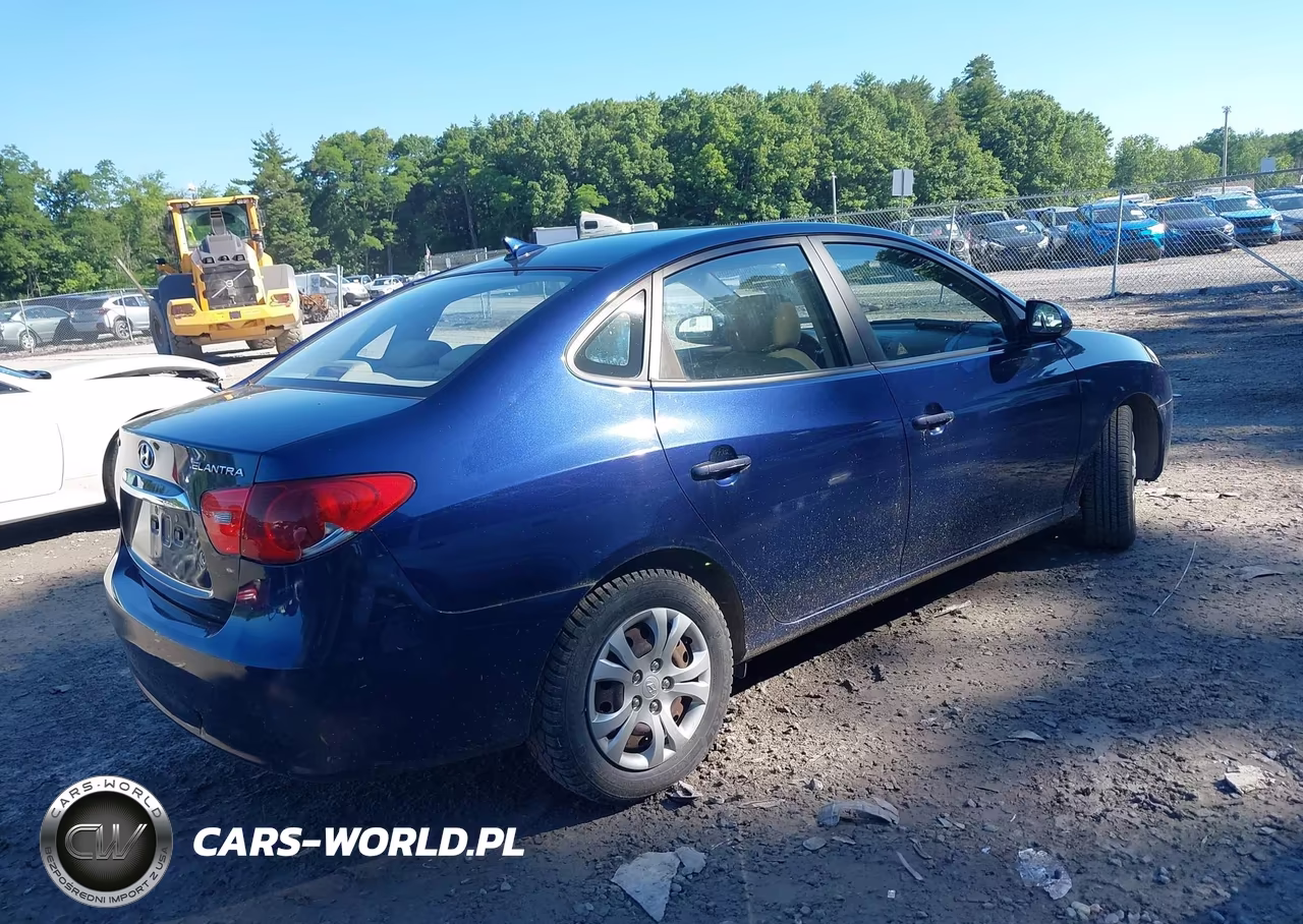 2010 Hyundai Elantra Gls VIN:KMHDU4AD3AU888814 - 4