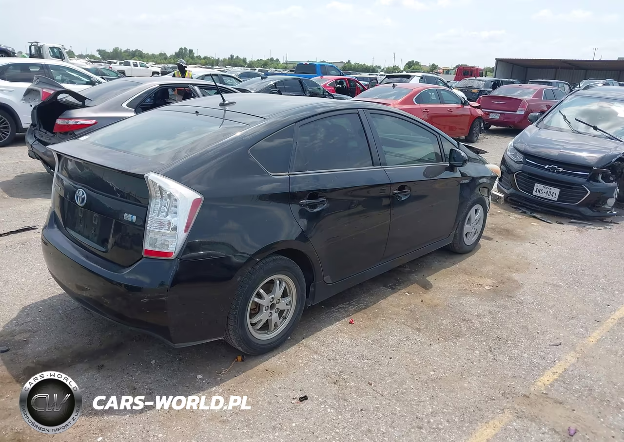 2010 Toyota Prius Iv VIN:JTDKN3DUXA0130989 - 4