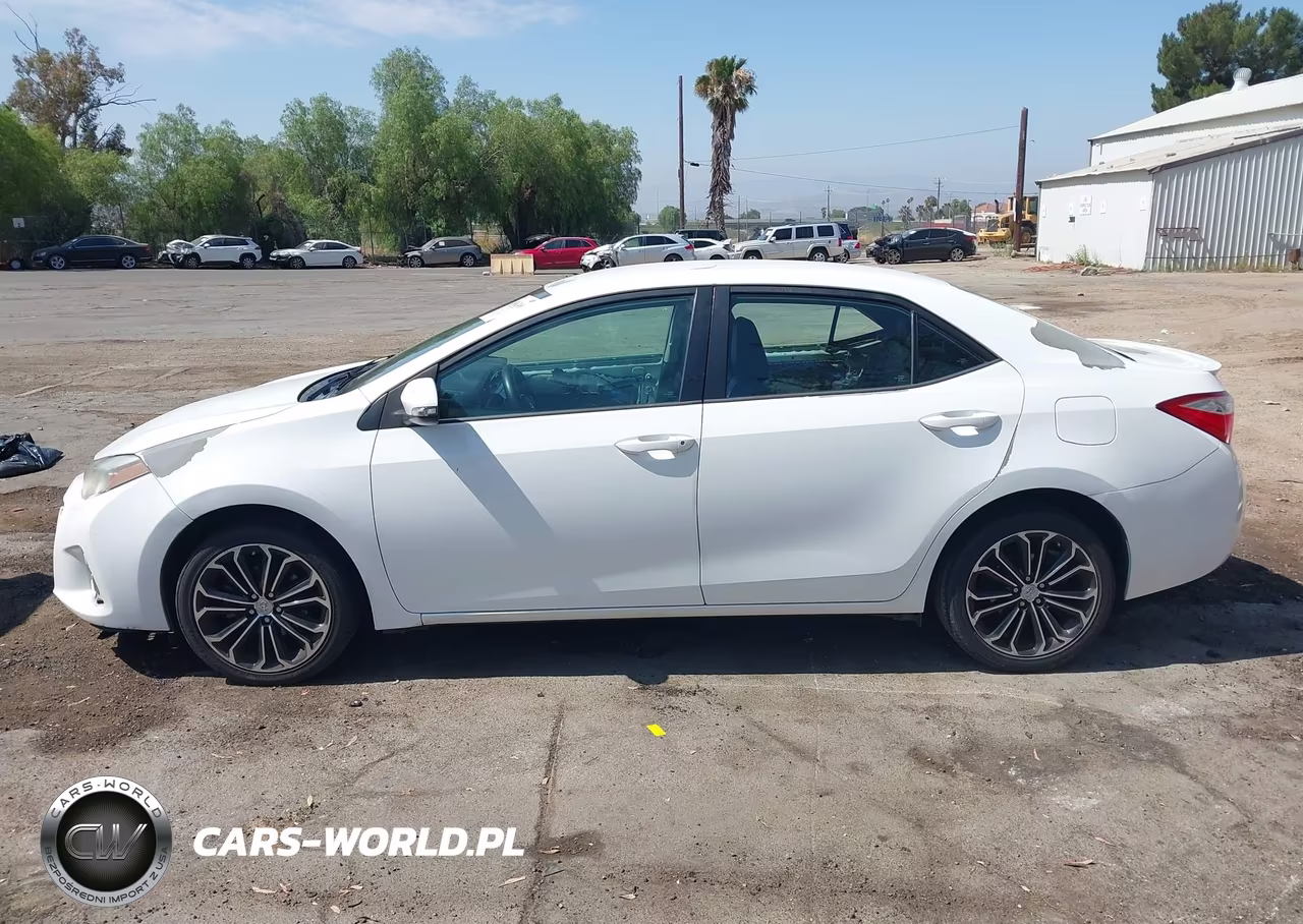 2016 Toyota Corolla S Plus VIN:5YFBURHE6GP466923 - 14