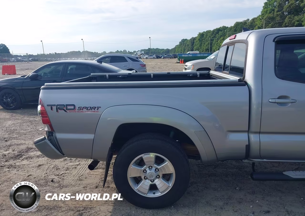 2015 Toyota Tacoma Prerunner V6 VIN:5TFKU4HN7FX007239 - 18