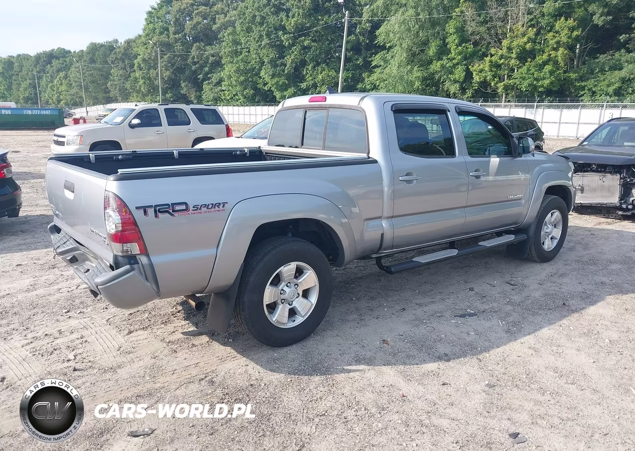 2015 Toyota Tacoma Prerunner V6 VIN:5TFKU4HN7FX007239 - 4
