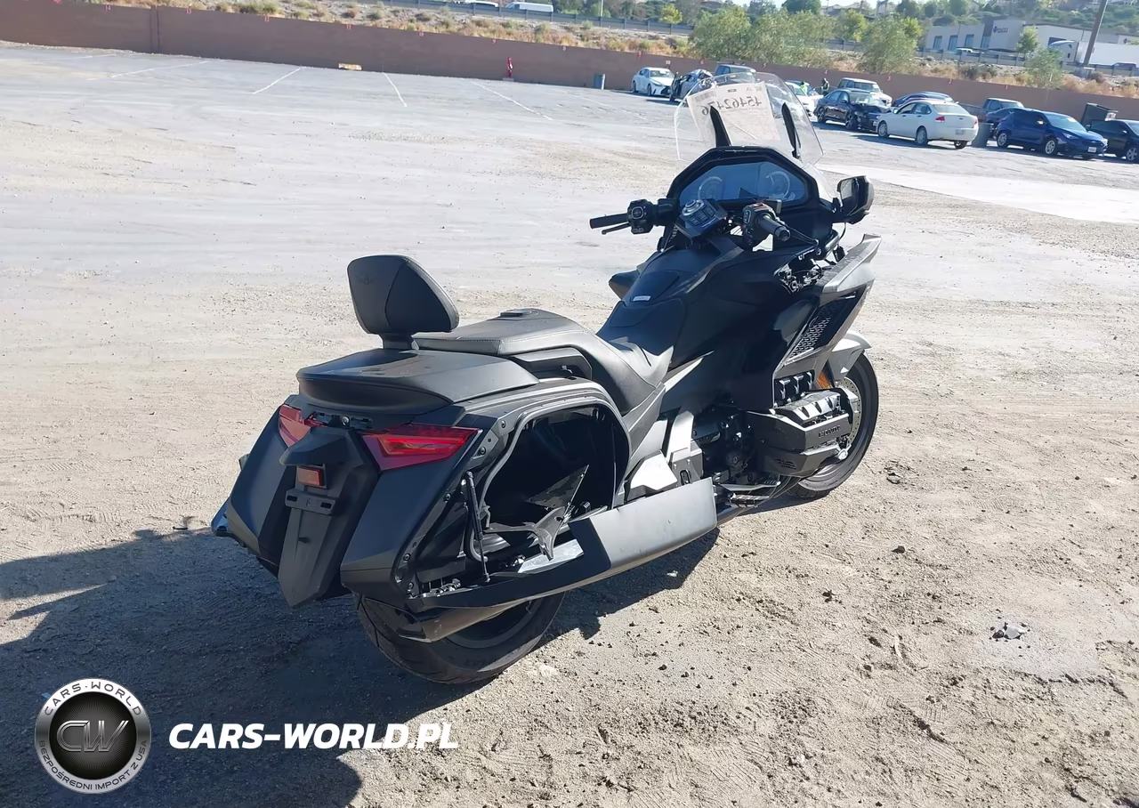 2025 Honda Gl1800 B VIN:JH2SC7911SK700256 - 4
