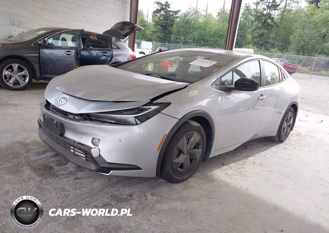 2026 Toyota Prius Le VIN:JTDACAAU6T3079115 - 2