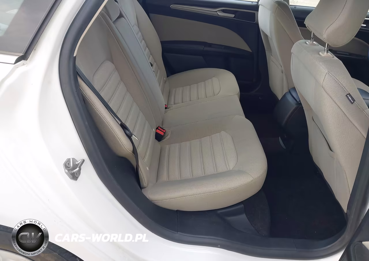 2019 Ford Fusion S VIN:3FA6P0G78KR153954 - 8
