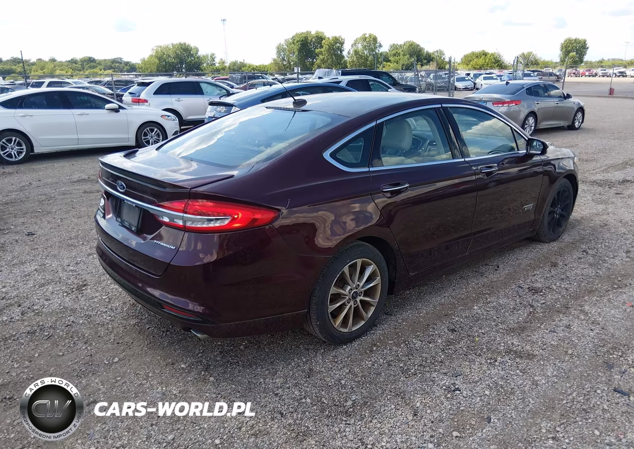 2017 Ford Fusion Energi Platinum-Titanium VIN:3FA6P0SU3HR191534 - 4