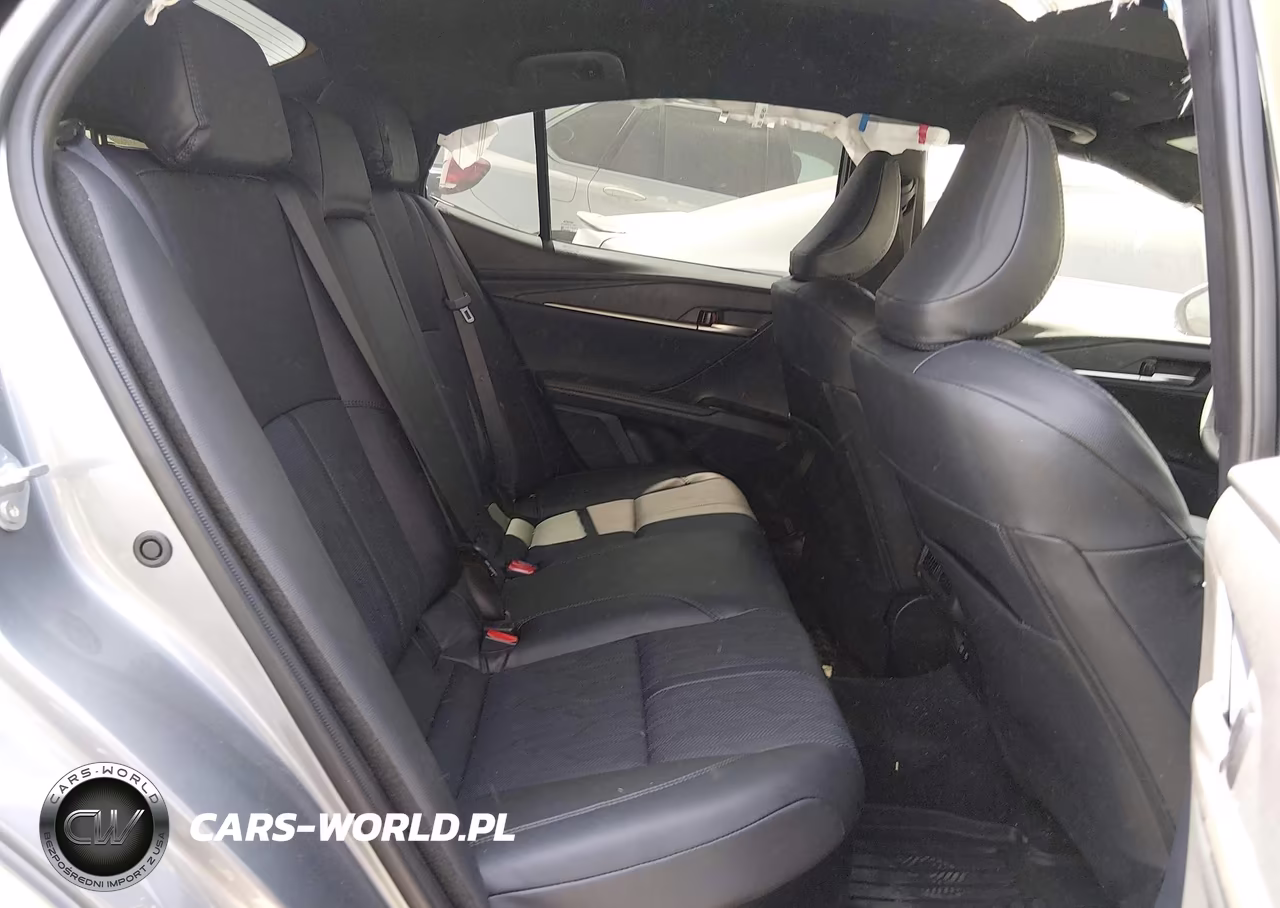 2026 Toyota Camry Xse VIN:4T1DAACK7TU683616 - 8