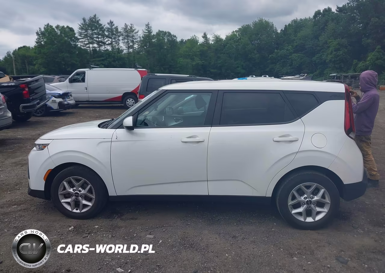 2022 Kia Soul Lx VIN:KNDJ23AU1N7172232 - 14