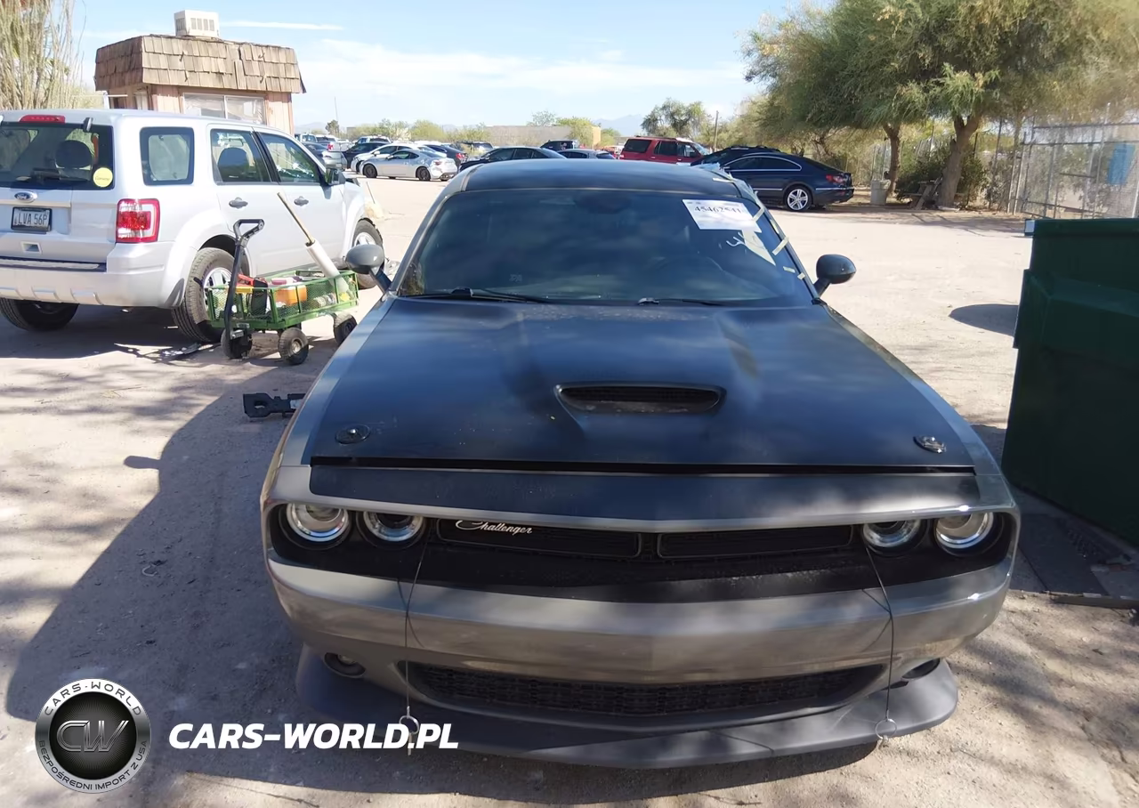 2018 Dodge Challenger R-T 392 VIN:2C3CDZFJ9JH123996 - 11