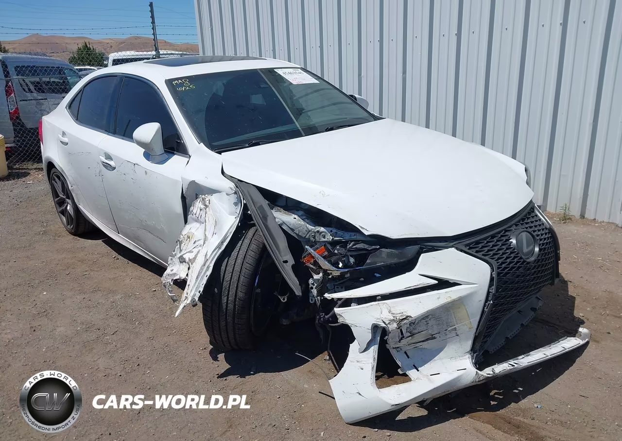 2017 Lexus Is 200T – zdjęcie 1 z 16