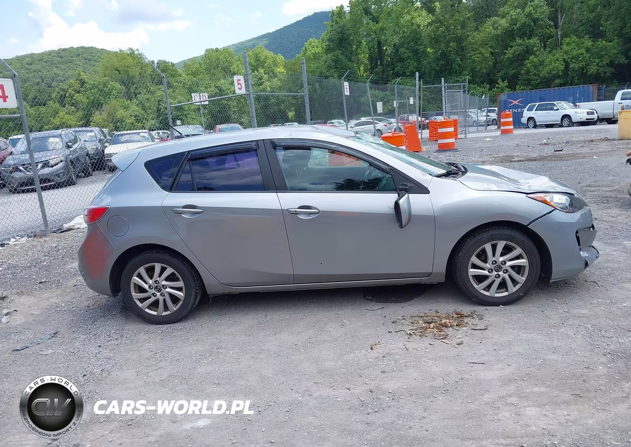 2013 Mazda Mazda3 I Touring VIN:JM1BL1L84D1713443 - 14