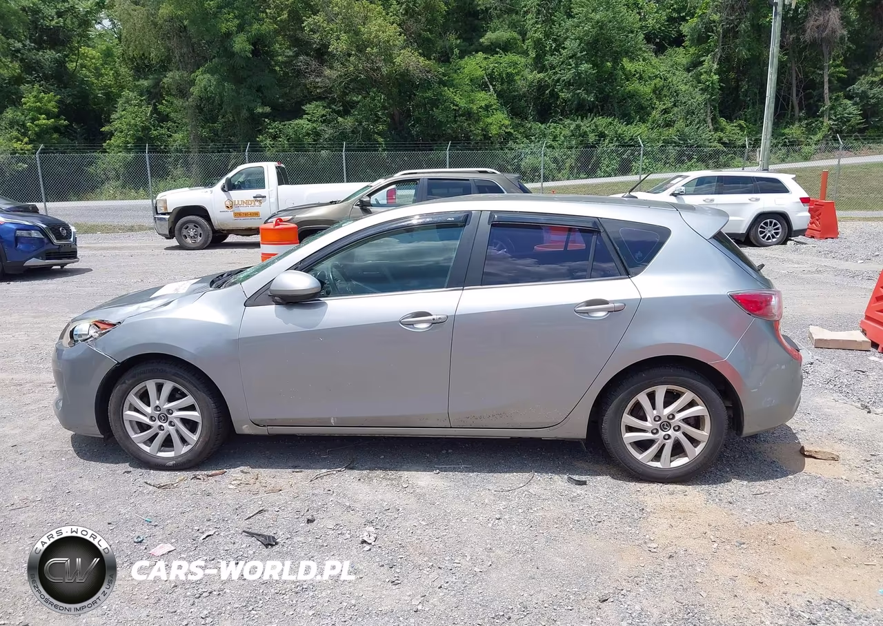 2013 Mazda Mazda3 I Touring VIN:JM1BL1L84D1713443 - 15
