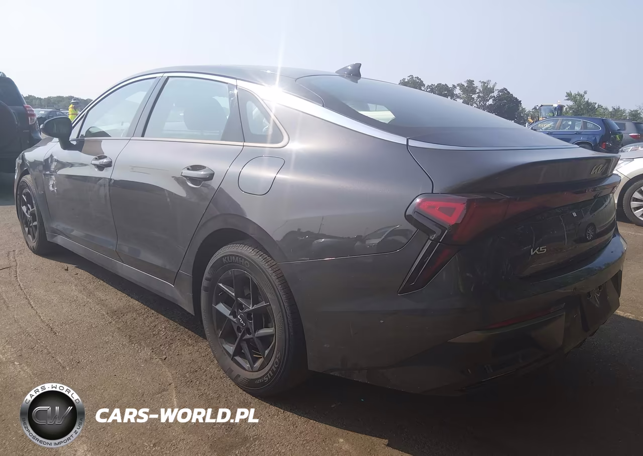 2025 Kia K5 Lxs VIN:KNAG24J79S5388537 - 3