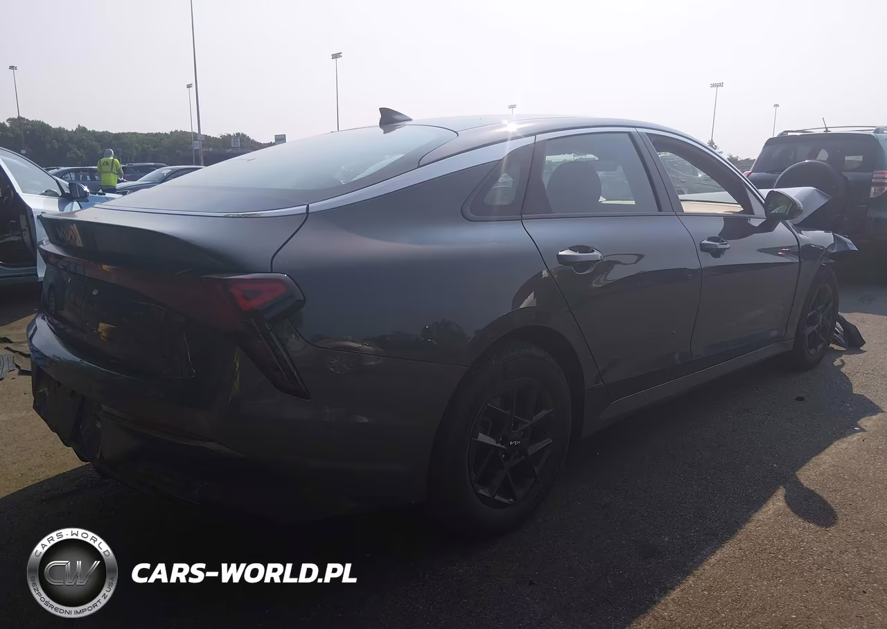 2025 Kia K5 Lxs VIN:KNAG24J79S5388537 - 4