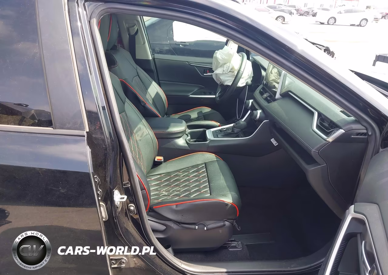 2025 Toyota Rav4 Hybrid Xle VIN:JTMRWRFV7SD312308 - 5