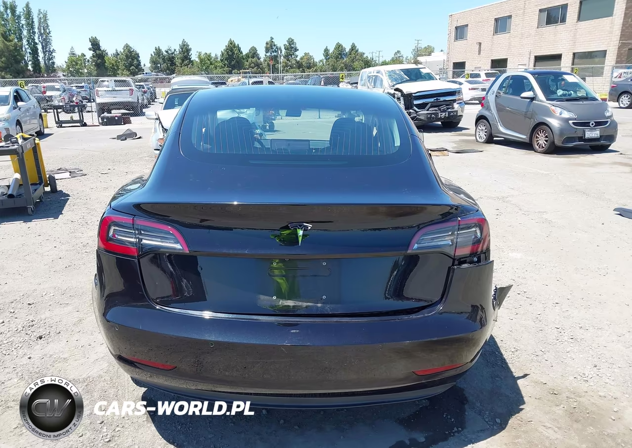 2018 Tesla Model 3 Long Range-Mid Range VIN:5YJ3E1EA7JF071205 - 14