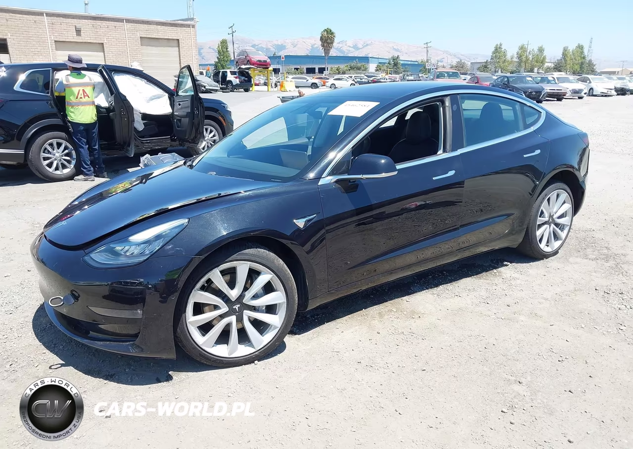 2018 Tesla Model 3 Long Range-Mid Range VIN:5YJ3E1EA7JF071205 - 2