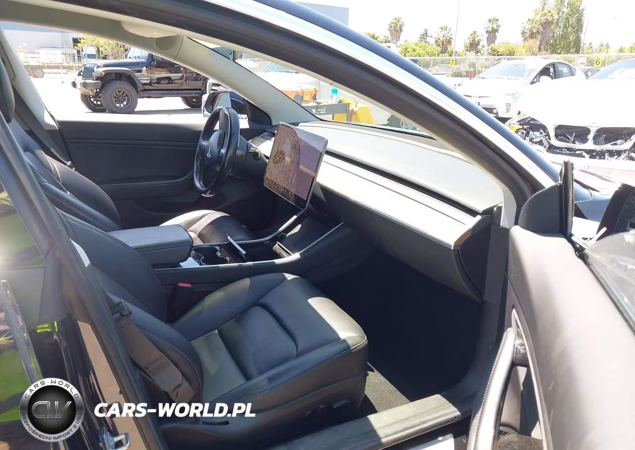 2018 Tesla Model 3 Long Range-Mid Range VIN:5YJ3E1EA7JF071205 - 5