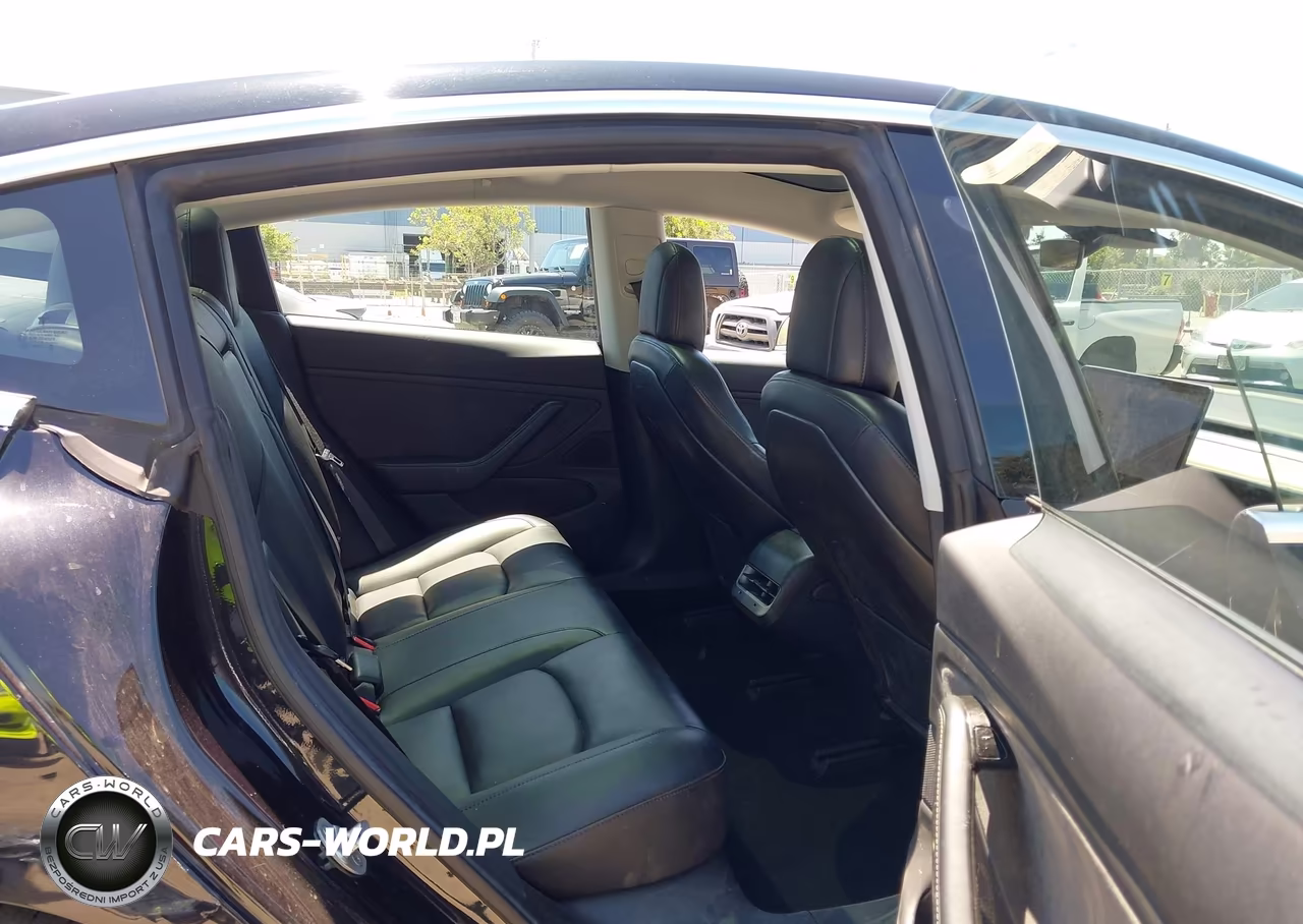 2018 Tesla Model 3 Long Range-Mid Range VIN:5YJ3E1EA7JF071205 - 8