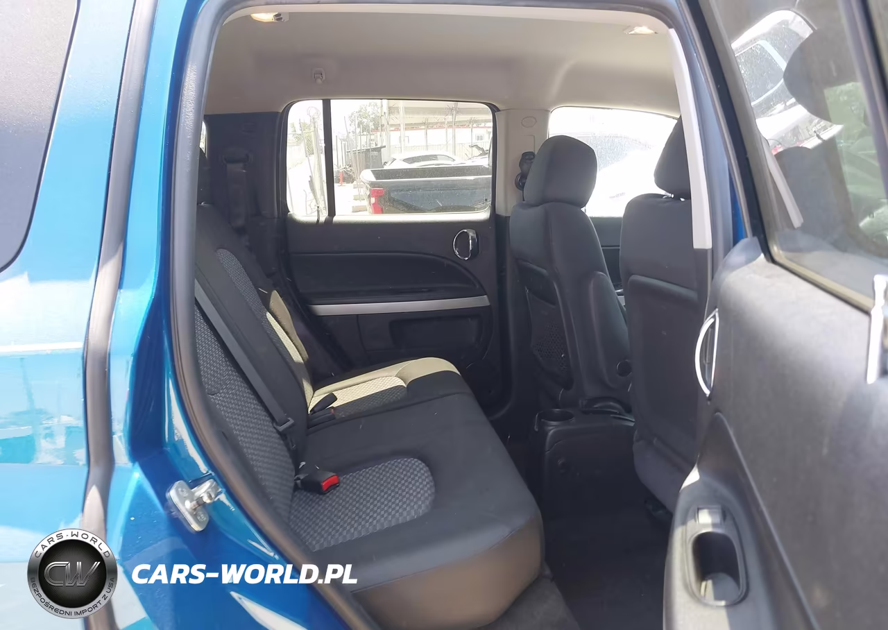 2010 Chevrolet Hhr Ls VIN:3GNBAADB0AS613812 - 8