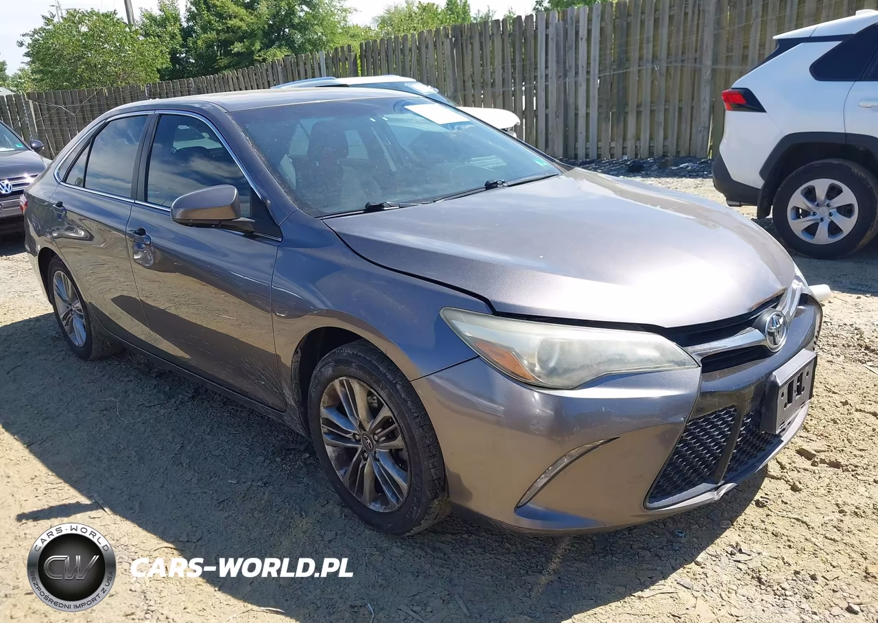 2016 Toyota Camry Se – zdjęcie 1 z 16