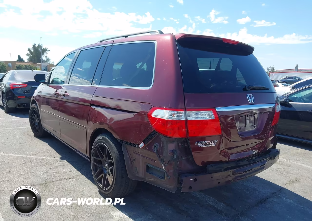 2007 Honda Odyssey Touring VIN:5FNRL38867B062900 - 3