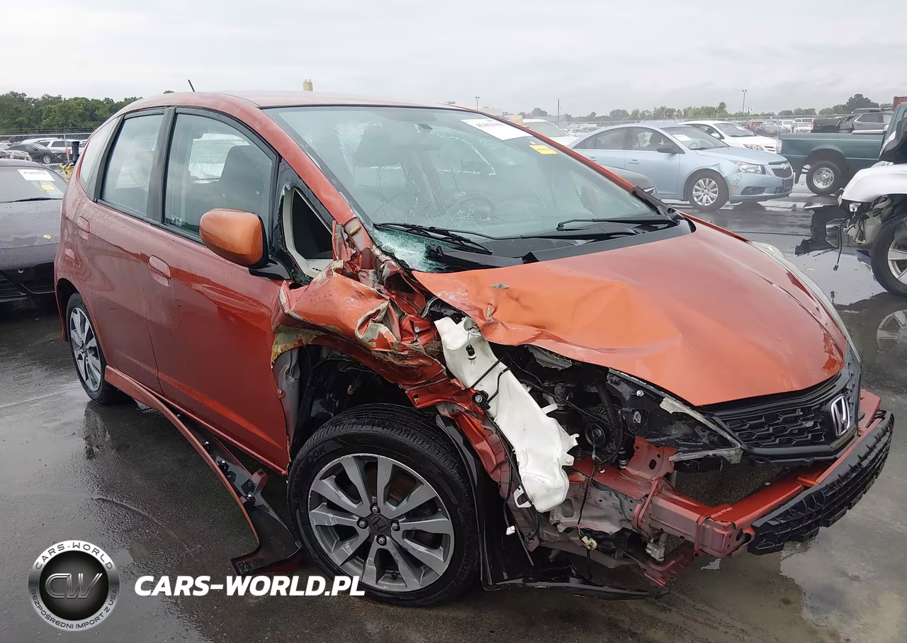 2012 Honda Fit Sport VIN:JHMGE8H51CC038434 - 6