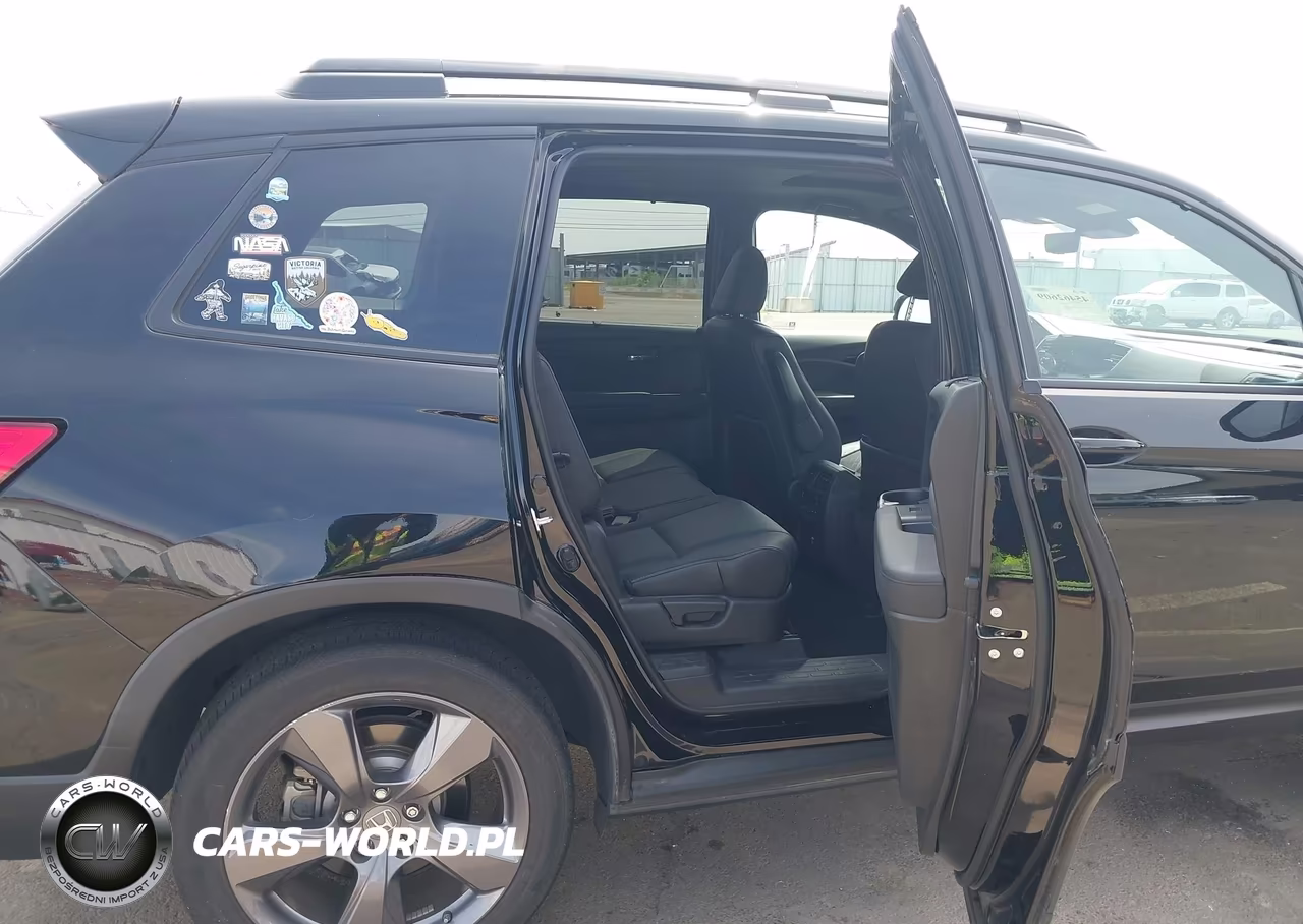 2021 Honda Passport Awd Touring VIN:5FNYF8H93MB036629 - 8