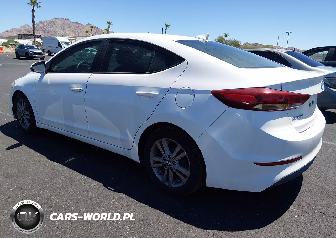 2017 Hyundai Elantra Se VIN:5NPD84LF7HH043282 - 3