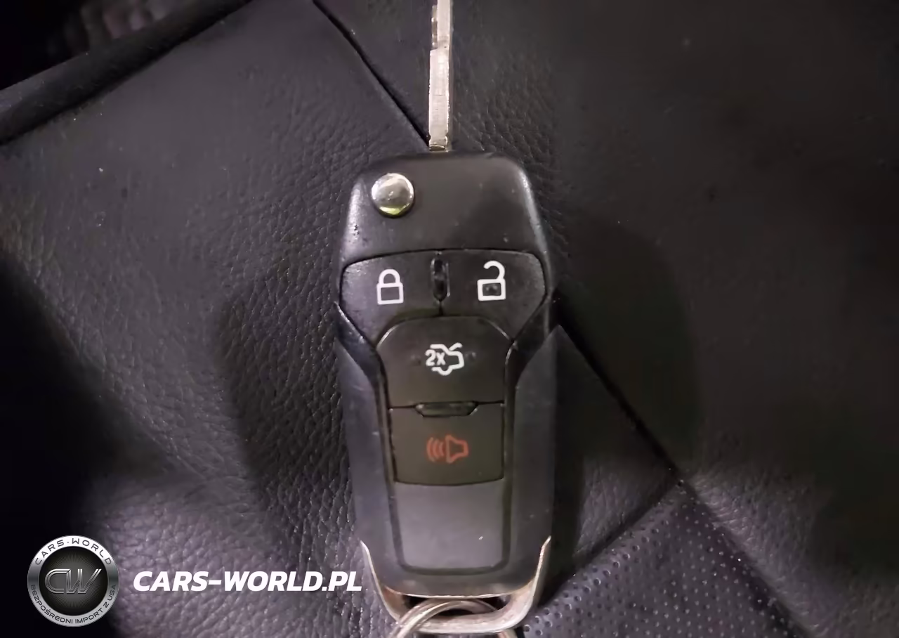 2013 Ford Fusion S VIN:3FA6P0G70DR104783 - 11