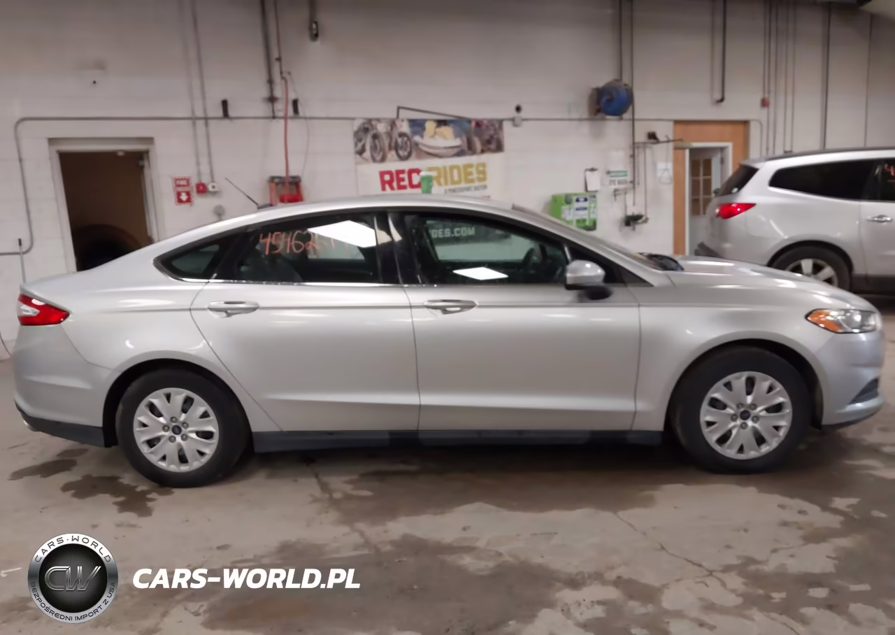 2013 Ford Fusion S VIN:3FA6P0G70DR104783 - 14
