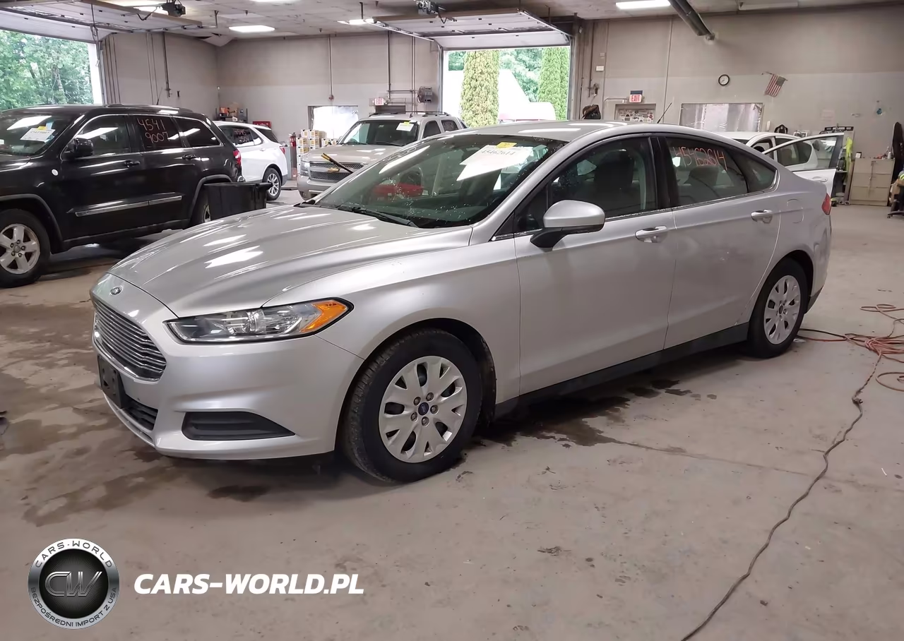 2013 Ford Fusion S VIN:3FA6P0G70DR104783 - 2