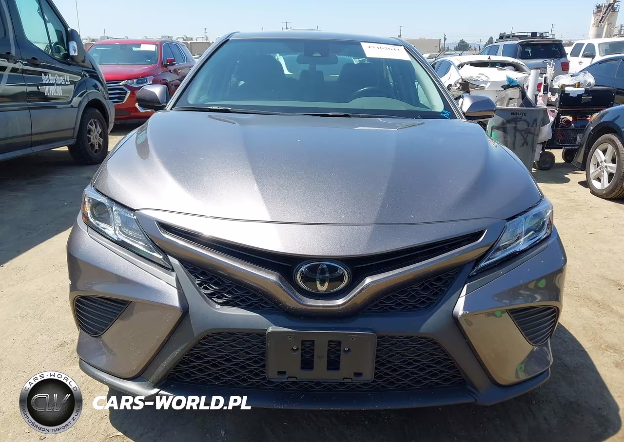 2020 Toyota Camry Se VIN:4T1G11AKXLU984087 - 12