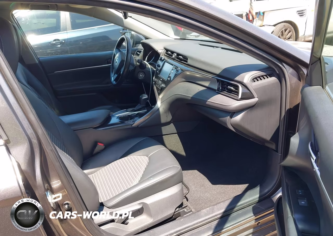 2020 Toyota Camry Se VIN:4T1G11AKXLU984087 - 5