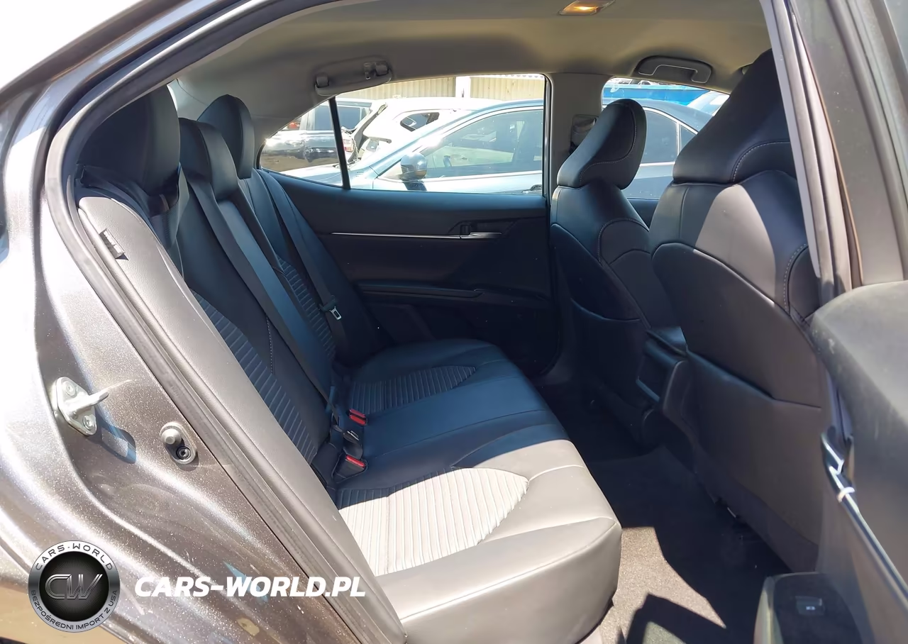 2020 Toyota Camry Se VIN:4T1G11AKXLU984087 - 8