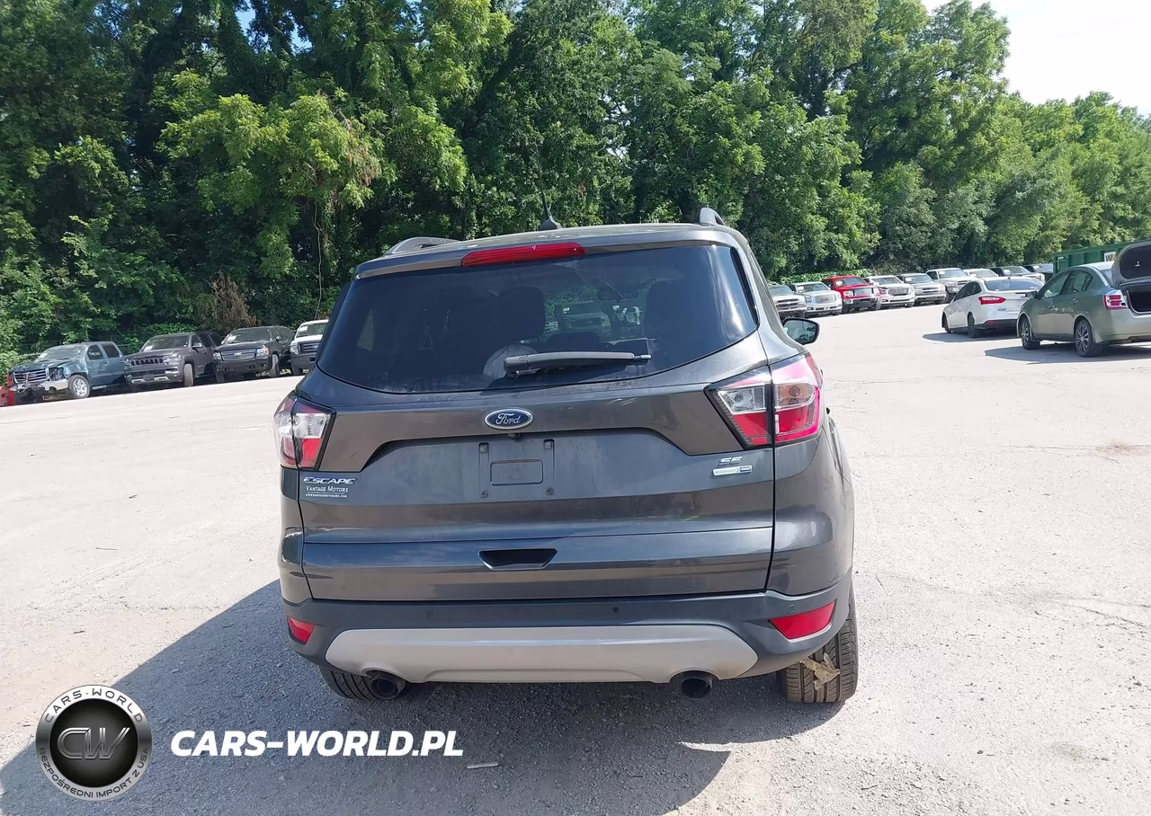 2018 Ford Escape Se VIN:1FMCU9GD8JUC88323 - 16