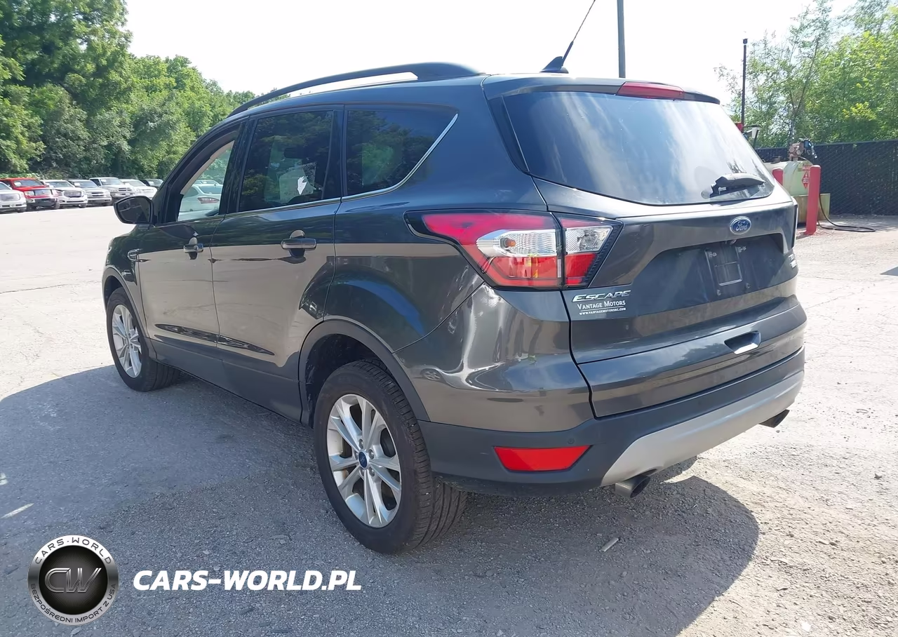 2018 Ford Escape Se VIN:1FMCU9GD8JUC88323 - 3