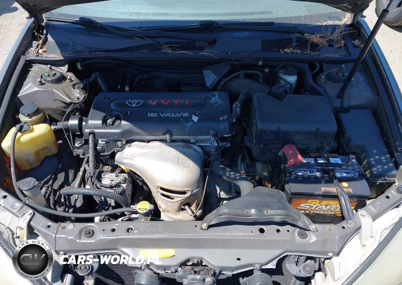 2002 Toyota Camry Le VIN:JTDBE32K720060824 - 10
