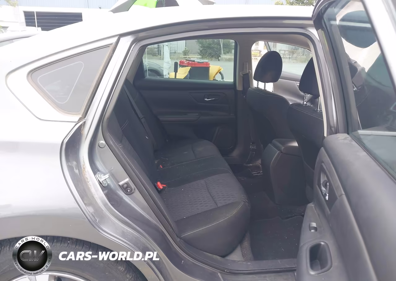 2018 Nissan Altima 2.5 S VIN:1N4AL3AP8JC281947 - 8