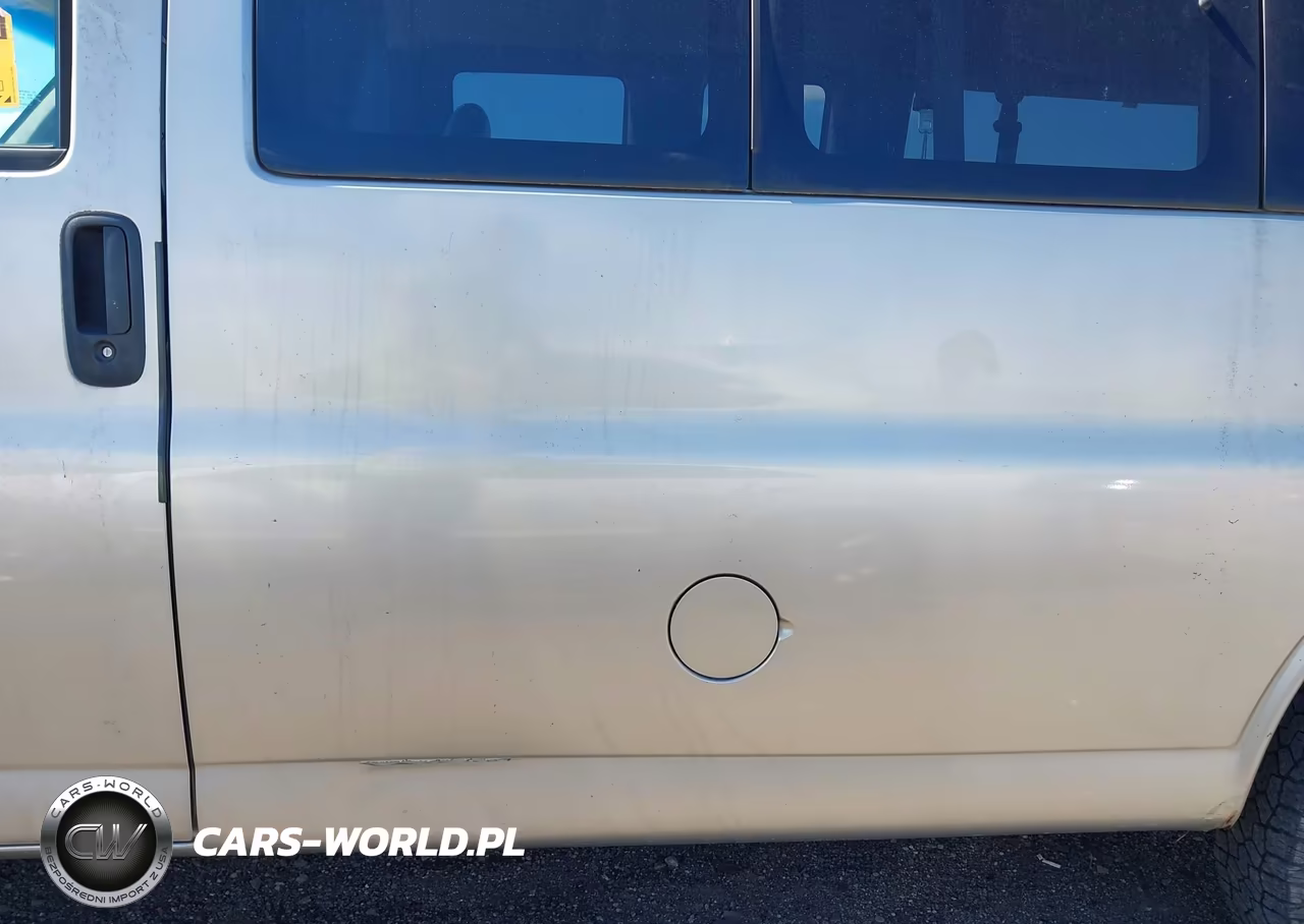 2003 Chevrolet Express Passenger VIN:1GAGG25U531120417 - 13